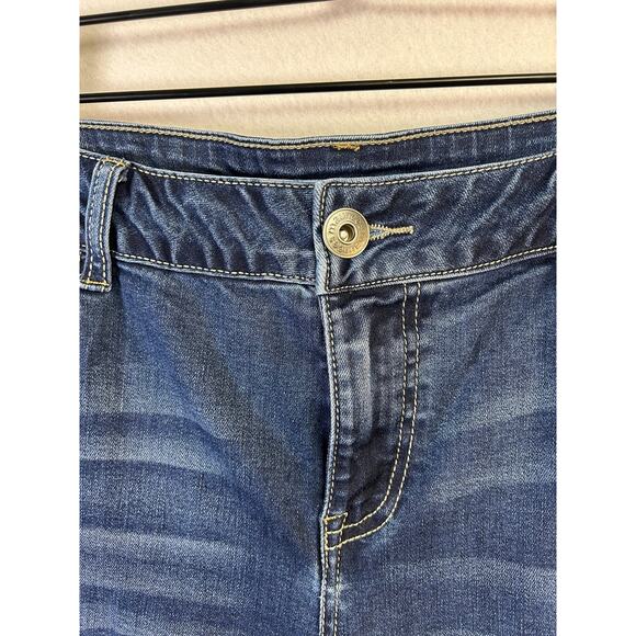 Woman's Maurice's Straight Relaxed Fit - Size 11/12 Normcore Causal Denim - Picture 4 of 11